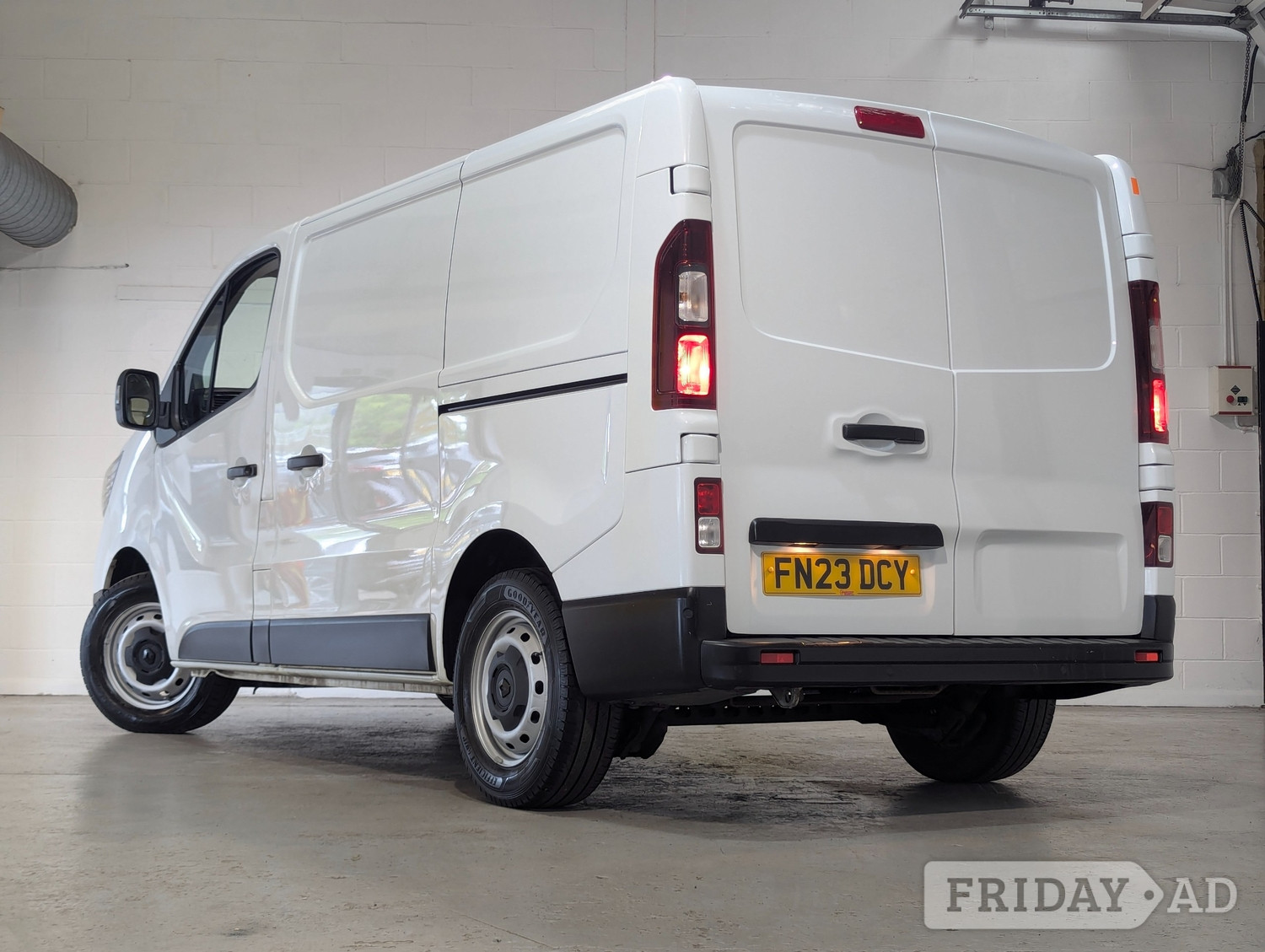Renault Trafic 2023 - Vans & Commercial Vehicles in Hailsham