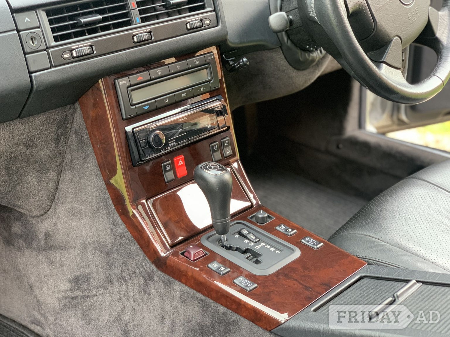 [ berth ]Mercedes-Benz SL
