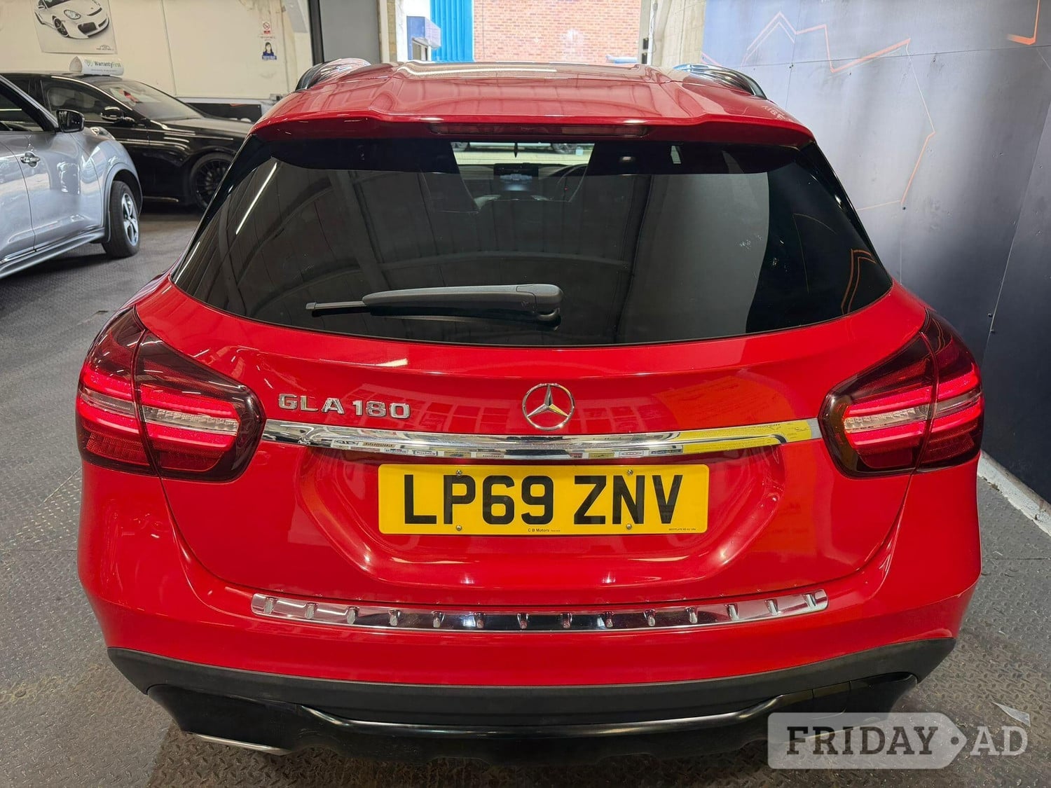 Mercedes-Benz GLA 2020 - Cars