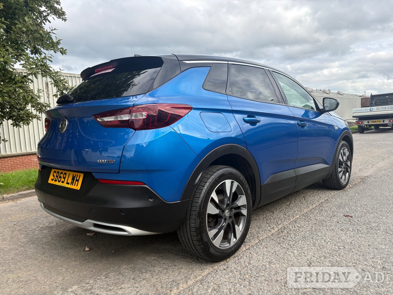[ berth ]Vauxhall Grandland X