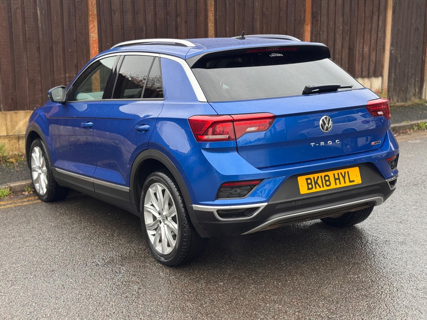 Volkswagen T-Roc 2018 - Cars