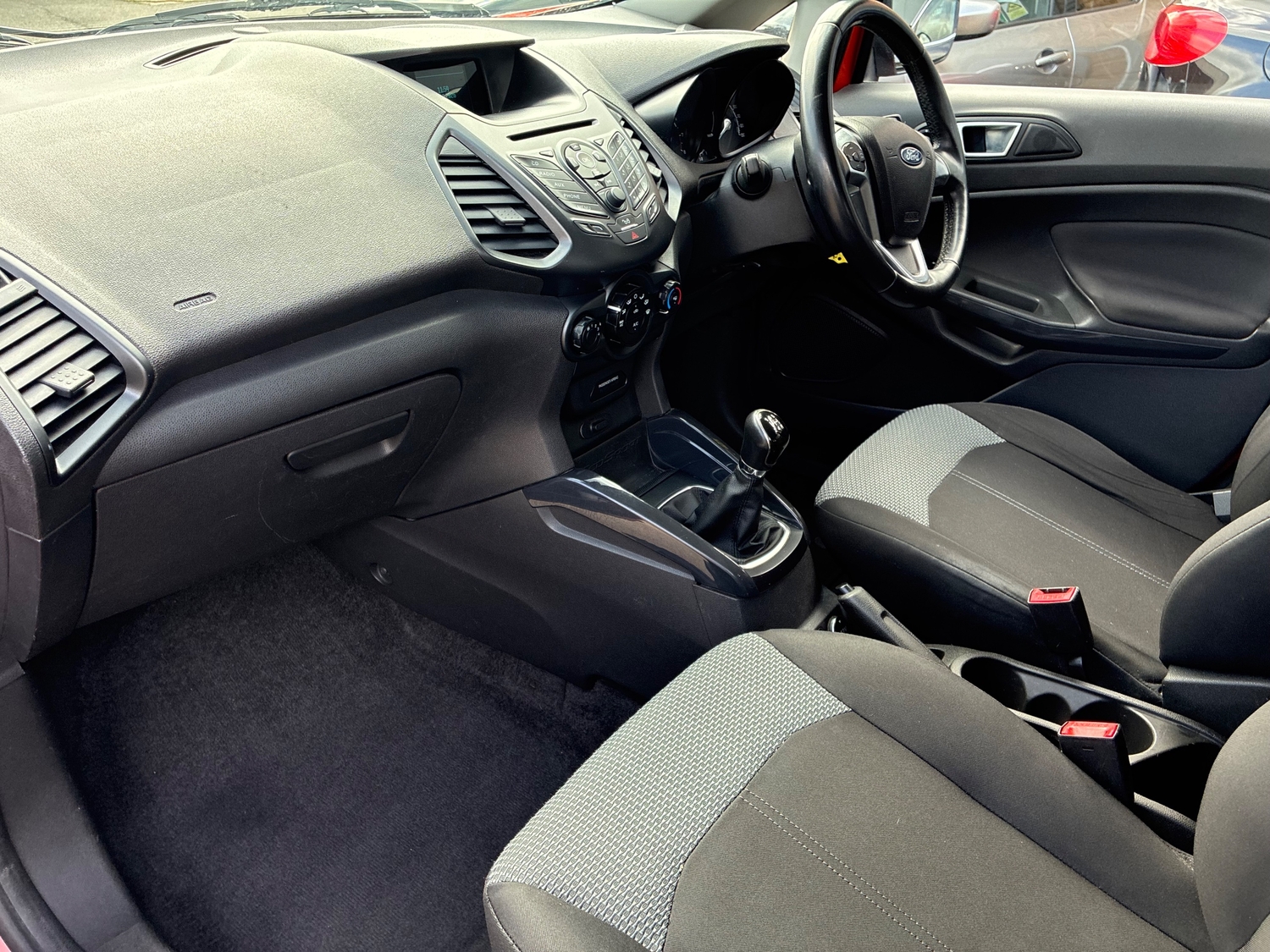 [ berth ]Ford Ecosport