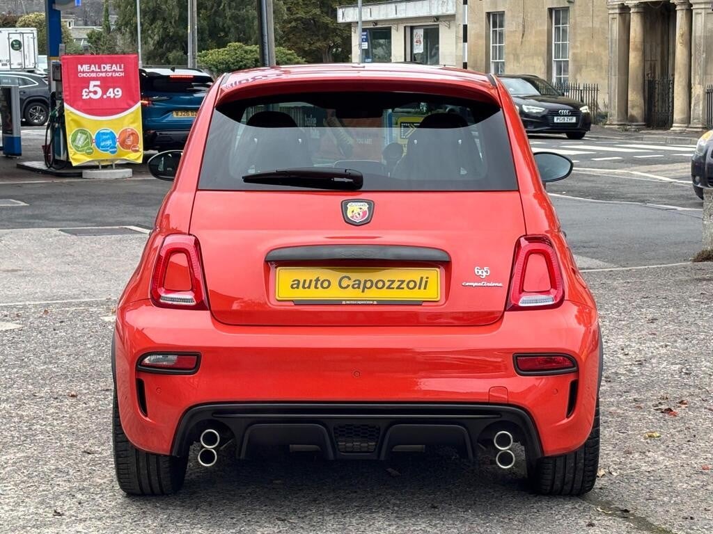 Abarth 695 2024 - Cars