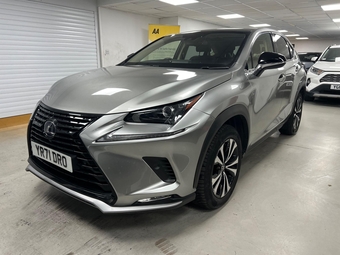 Lexus NX 2021