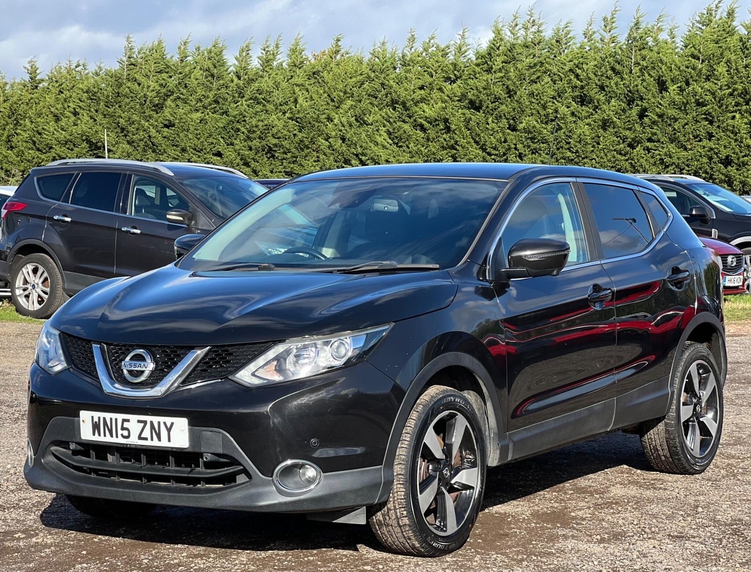 Nissan Qashqai 2015 - Cars
