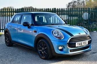 Mini Hatch 2016