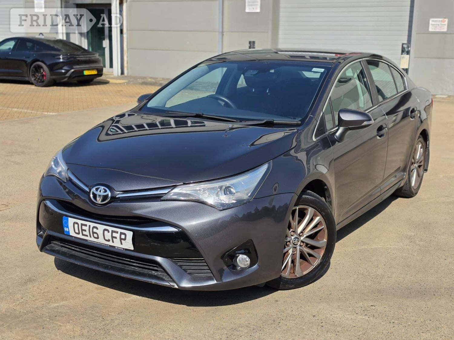 Toyota Avensis Slough