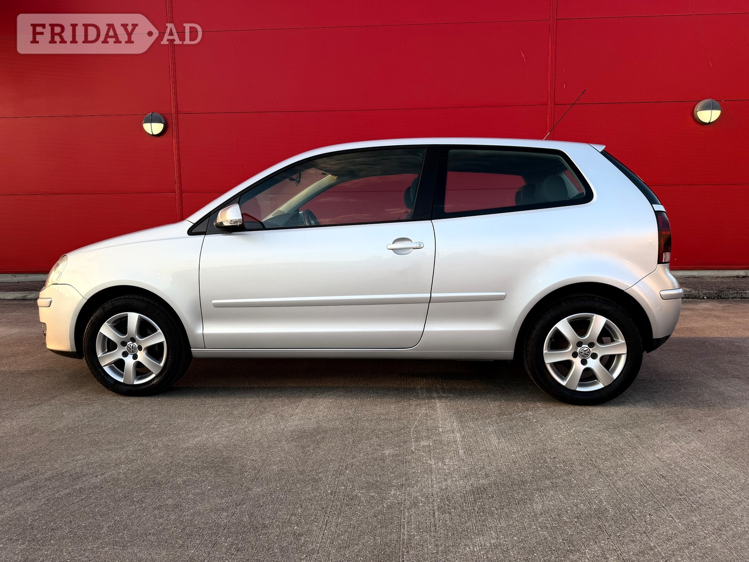 Volkswagen Polo 2009 - Cars