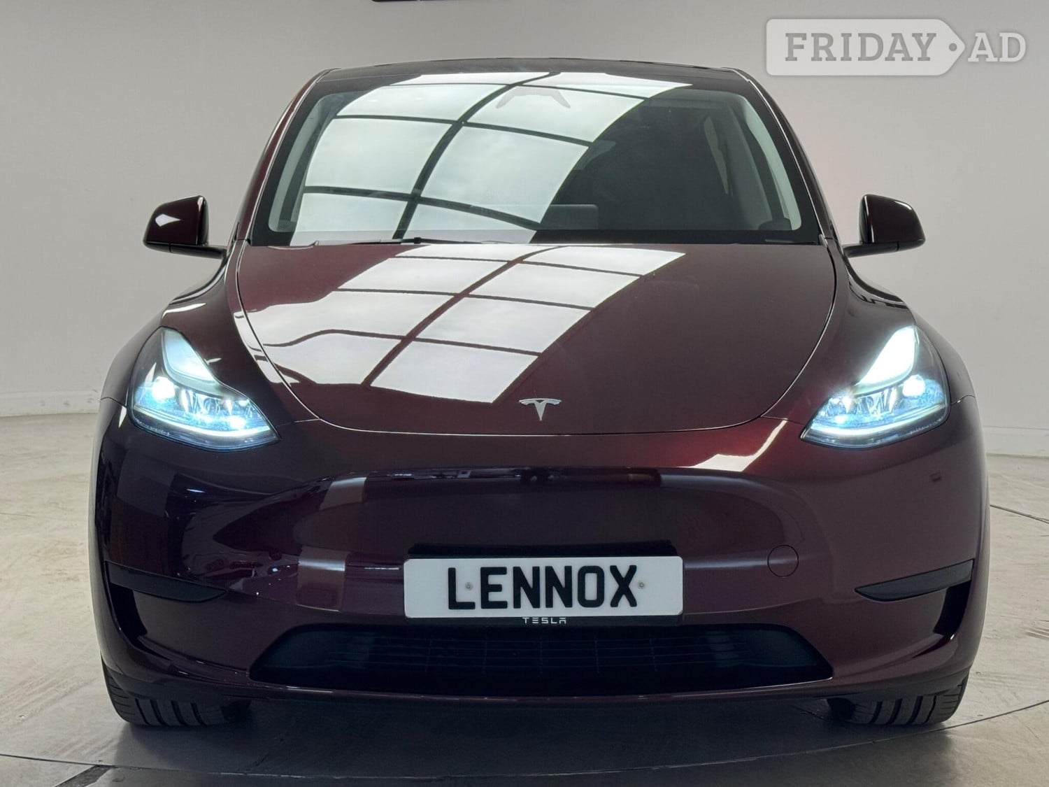 Tesla Model Y Brent