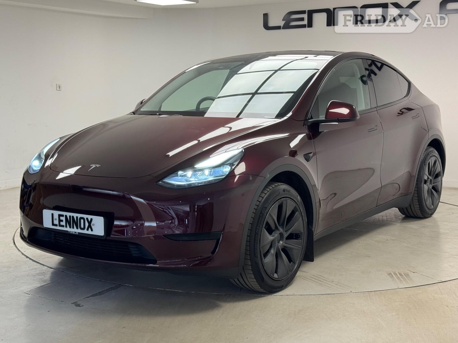 [ berth ]Tesla Model Y