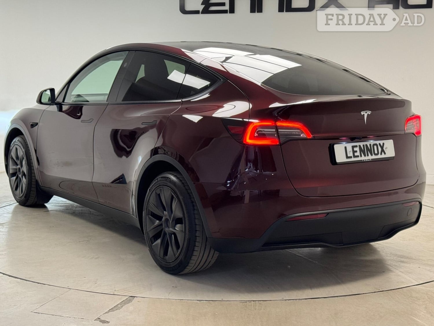 Tesla Model Y 2025 - Cars in Brent