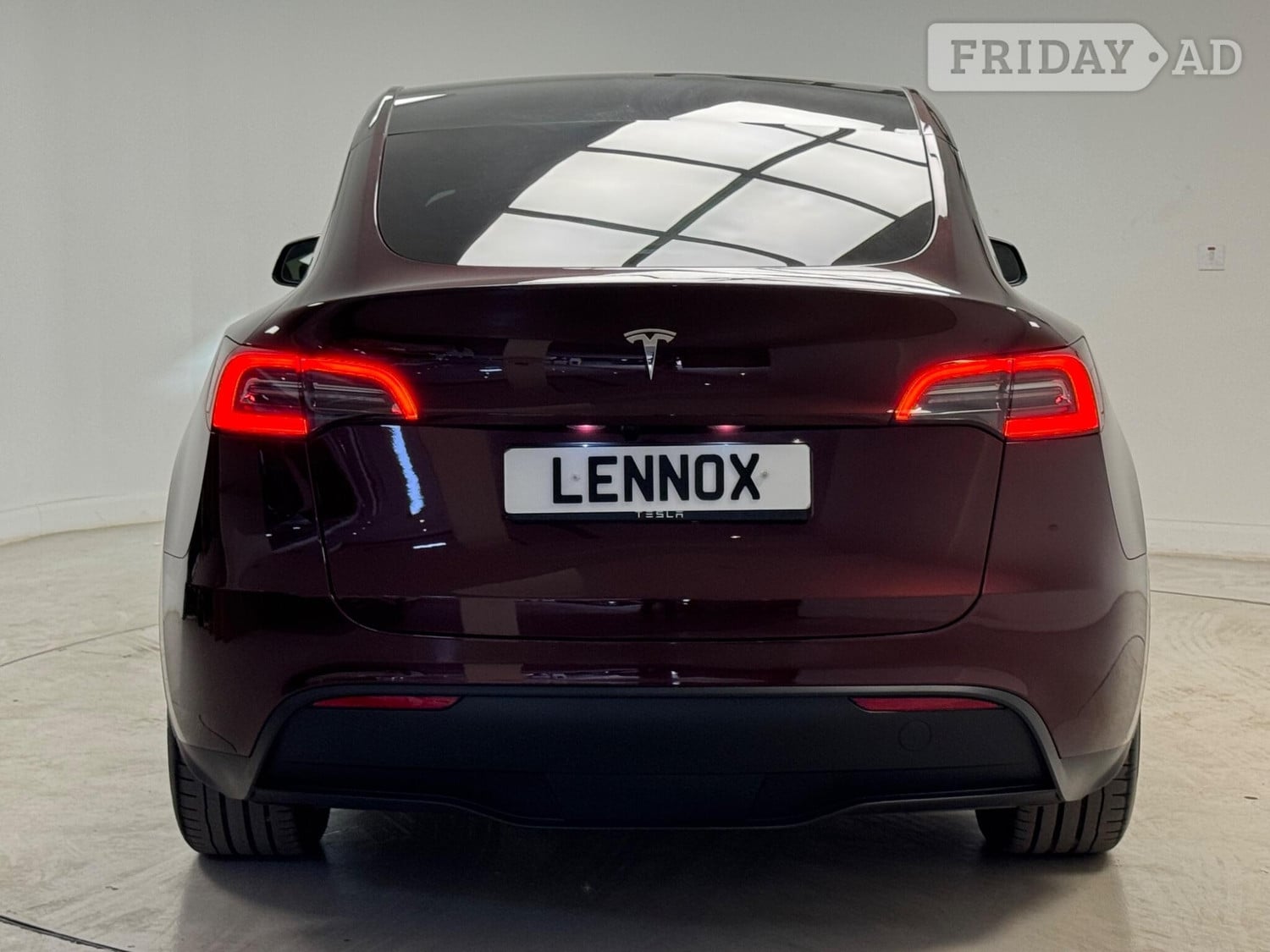 Tesla Model Y 2025 - Cars