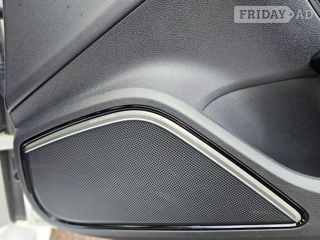 [ berth ]Audi S3