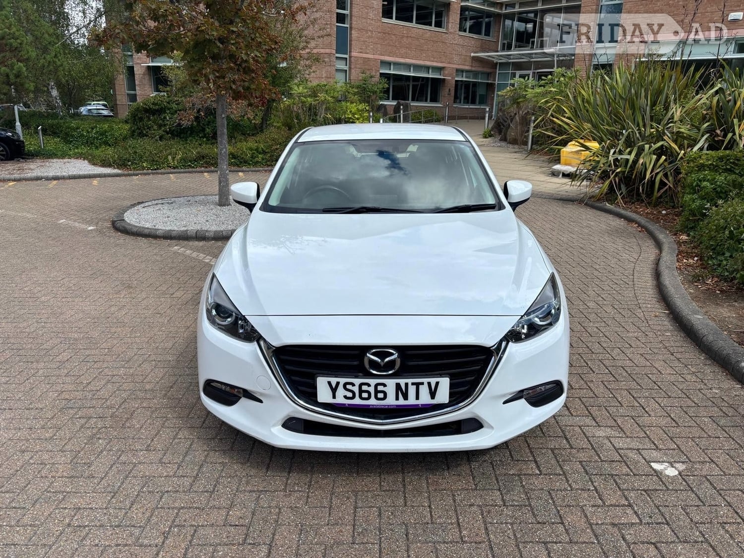 [ berth ]Mazda 3