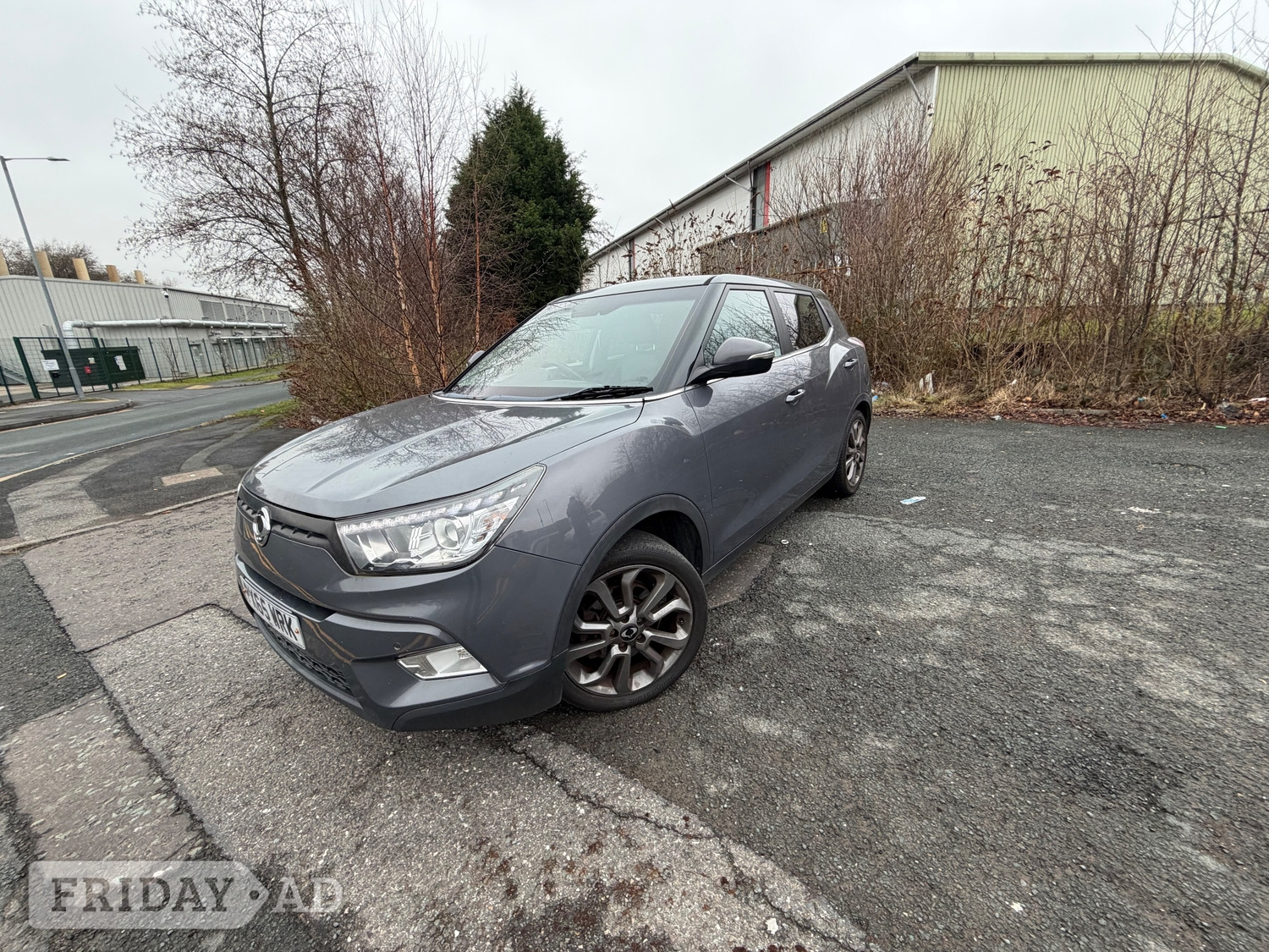 Ssangyong Tivoli 2015 in Burnley