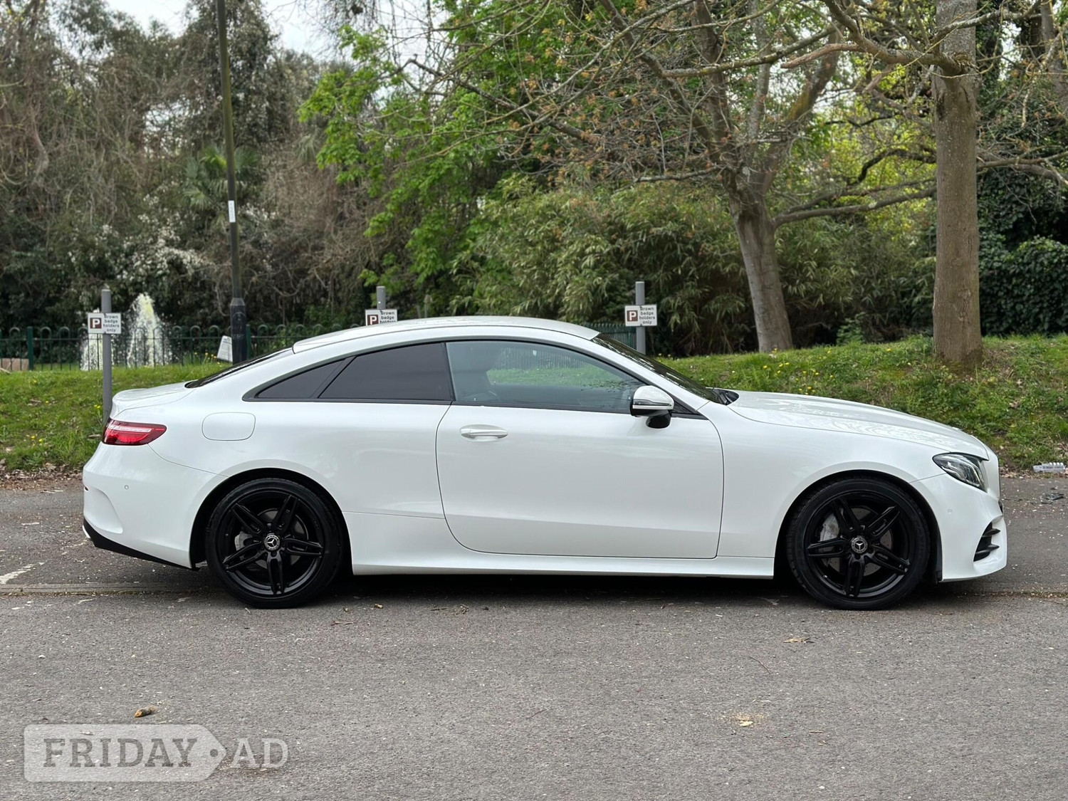 [ berth ]Mercedes-Benz E Class