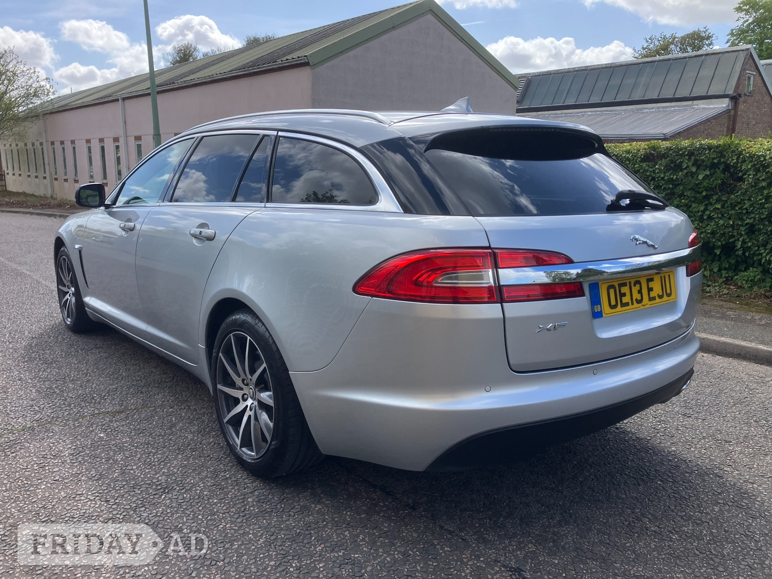 Jaguar XF 2013 - Cars