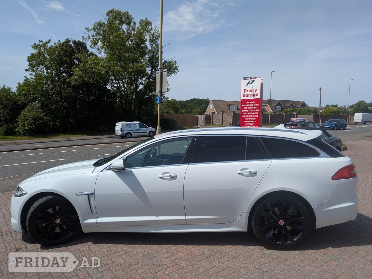 Jaguar XF 2014 - Cars in Fareham
