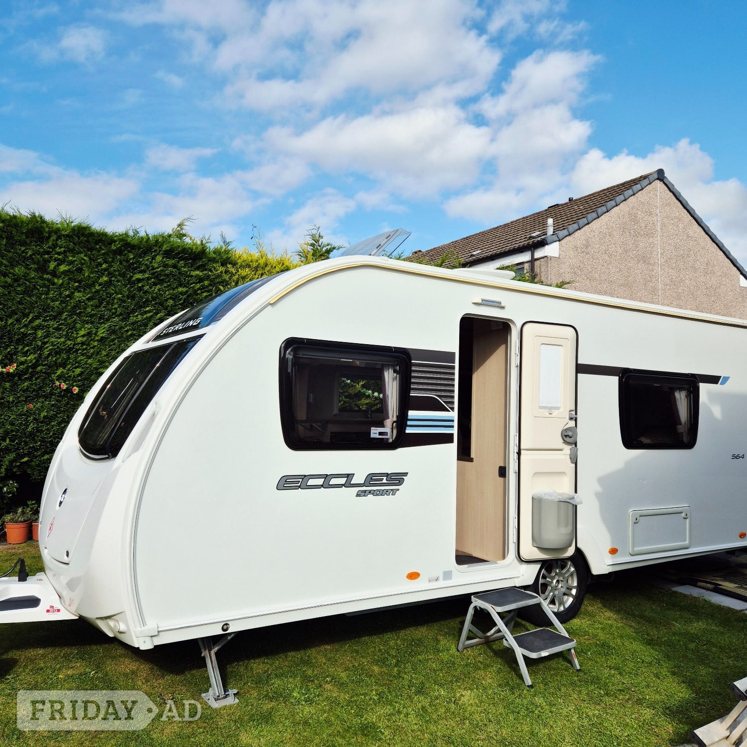 [ berth ]Sterling Eccles Sport 564