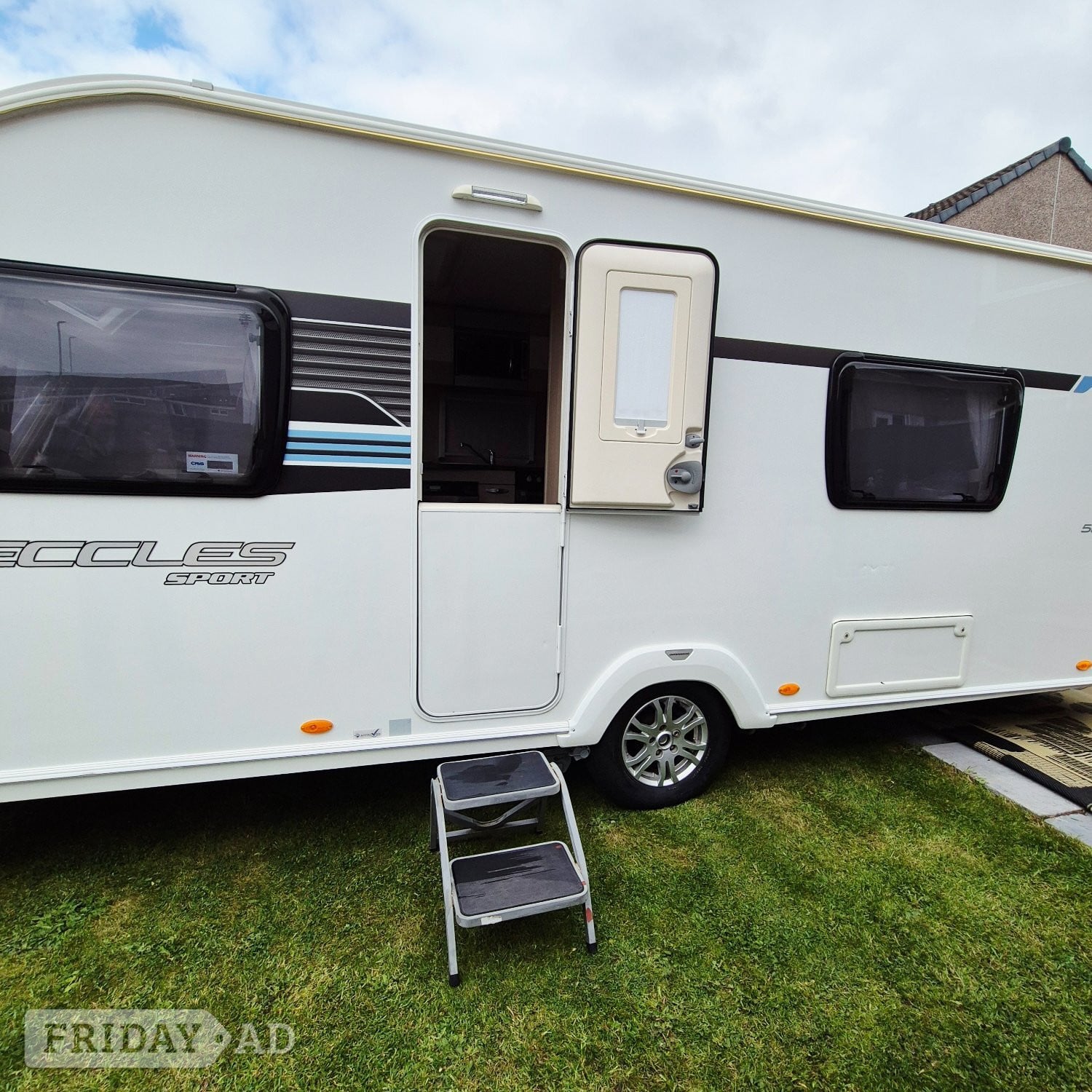 Sterling Eccles Sport 564 2012 - Motorhomes & Caravans in Liverpool