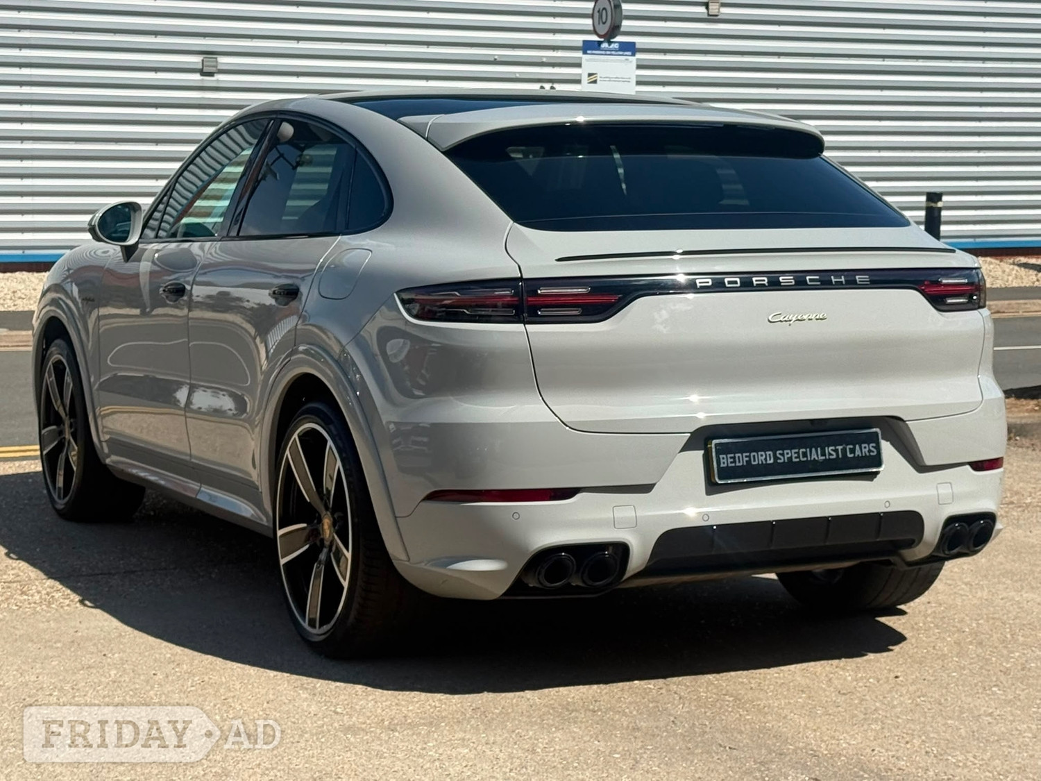 Porsche Cayenne 2022 - Cars in Bedford