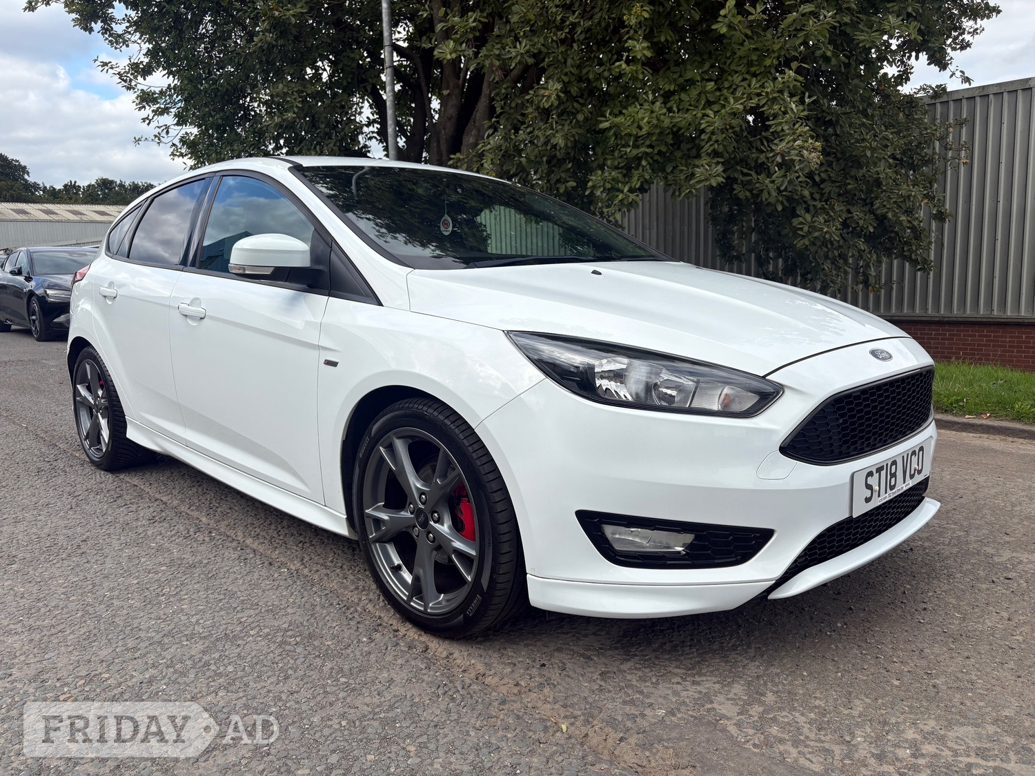 Ford Focus 2018 in Airdrie