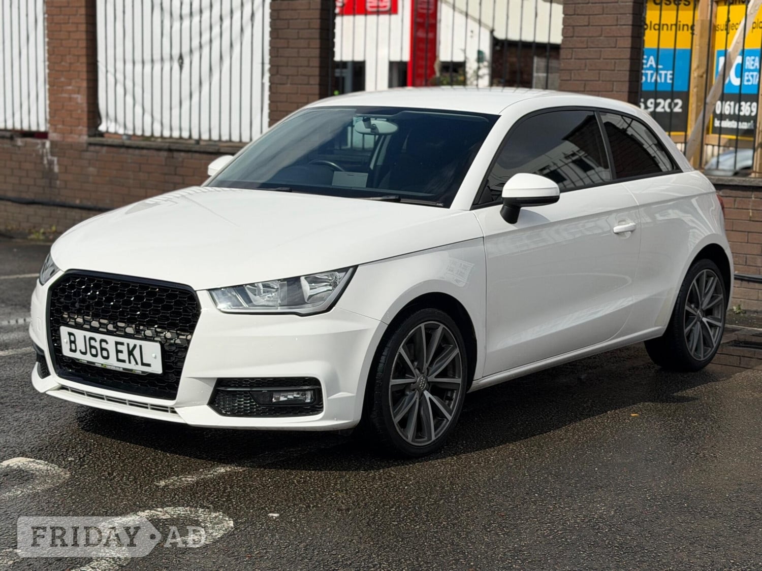 [ berth ]Audi A1