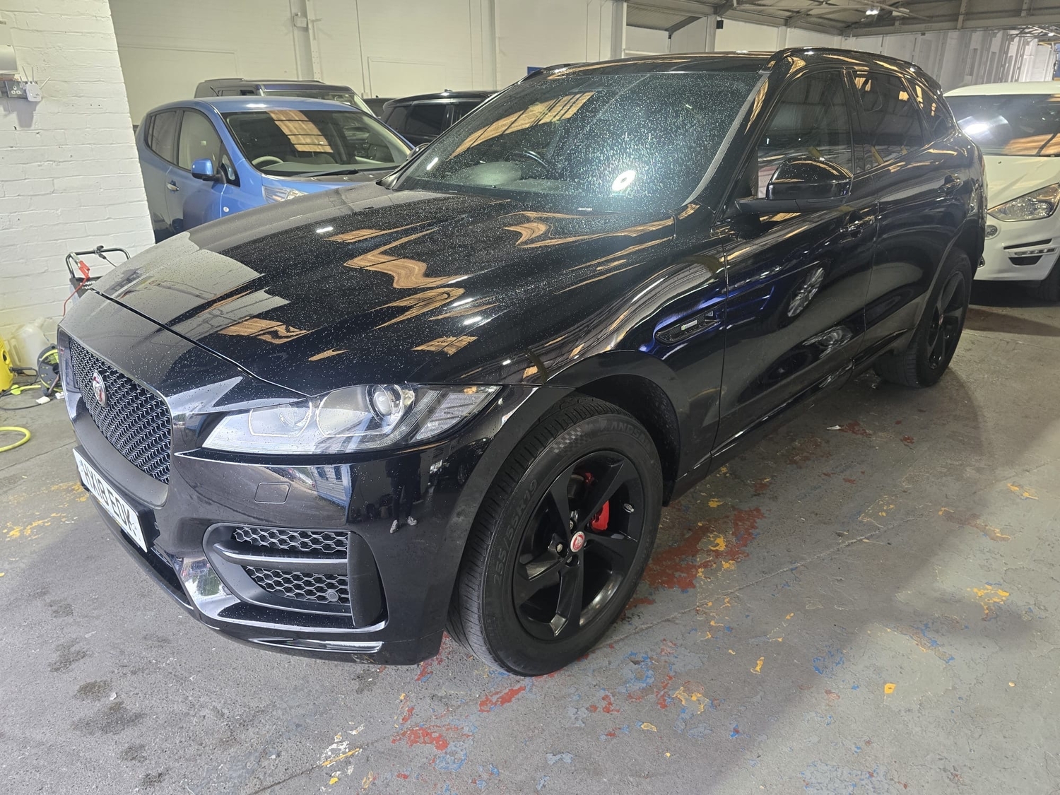 [ berth ]Jaguar F-Pace