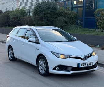 Toyota Auris 2016