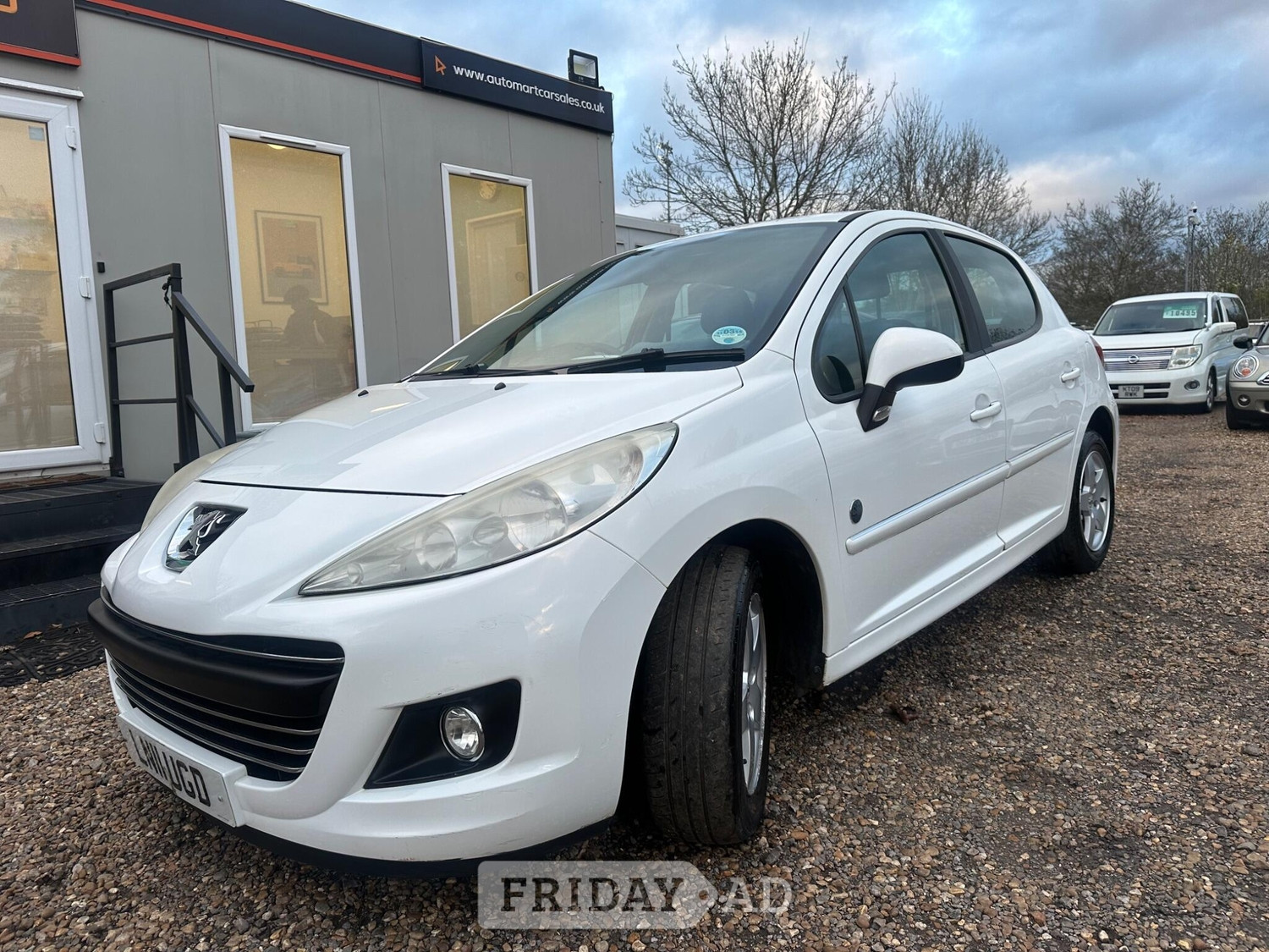 [ berth ]Peugeot 207