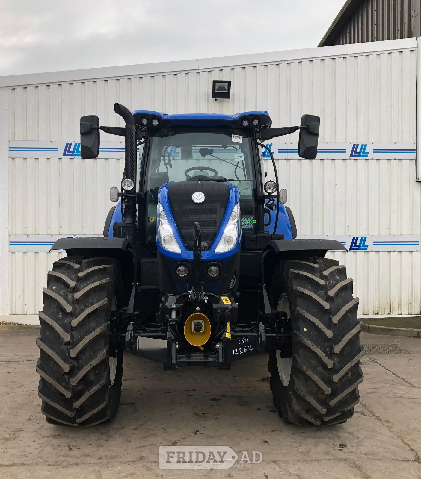 [ berth ]New Holland T7.210