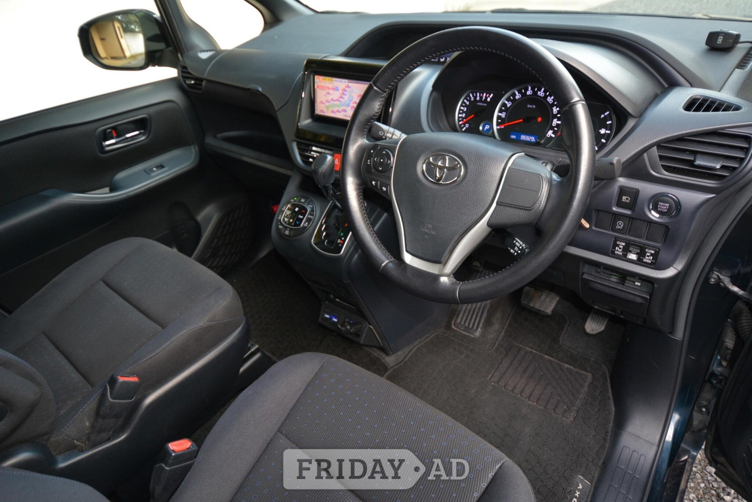 Toyota Voxy Chingford