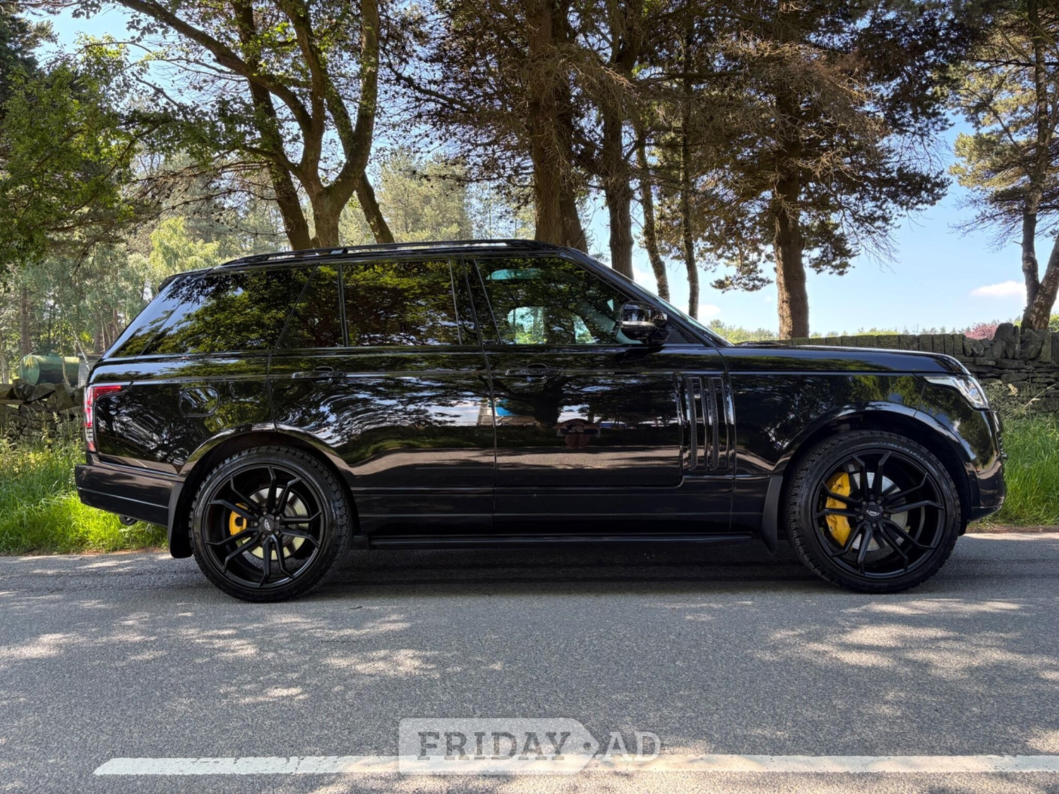 Land Rover Range Rover 2015 - Cars in Huddersfield