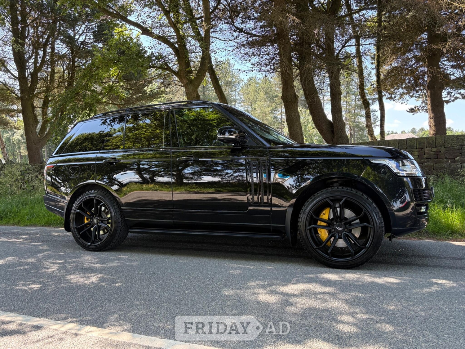 [ berth ]Land Rover Range Rover