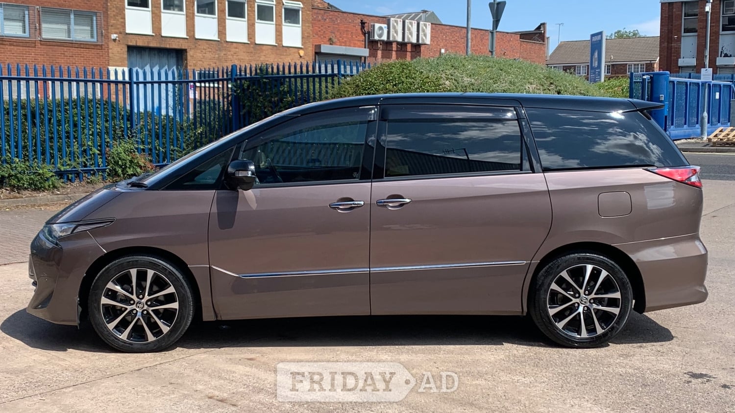 Toyota Estima 2019 - Cars in Birmingham