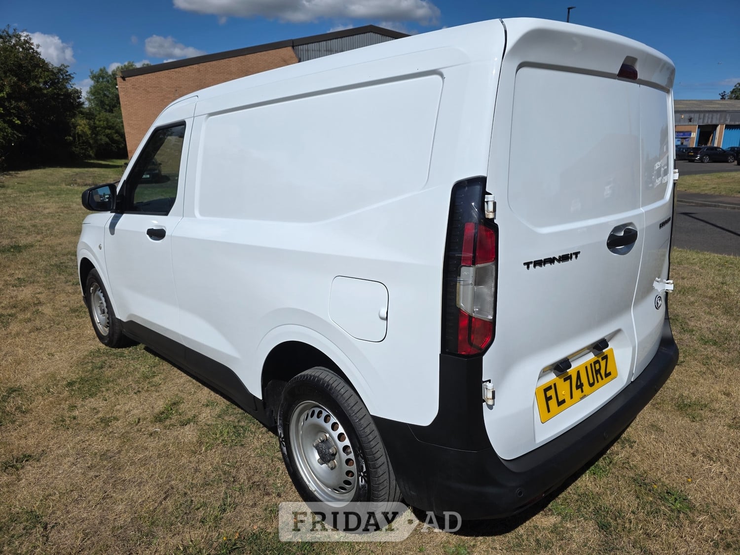 [ berth ]Ford Transit Courier