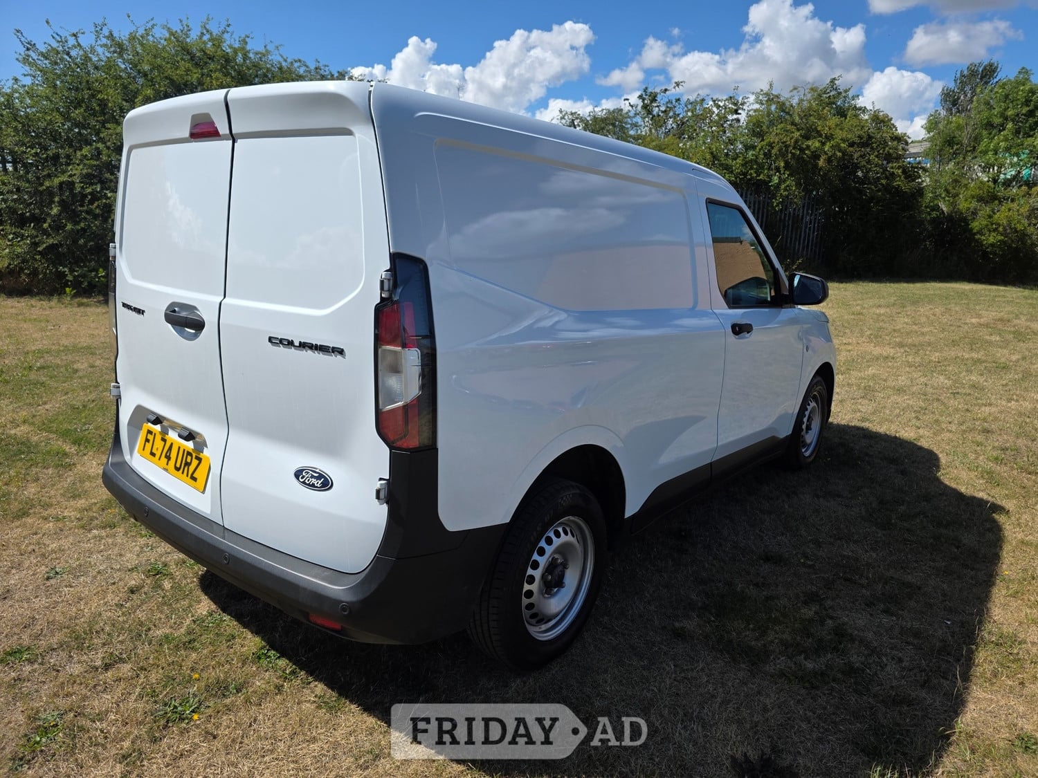 Ford Transit Courier 2024 - Vans & Commercial Vehicles