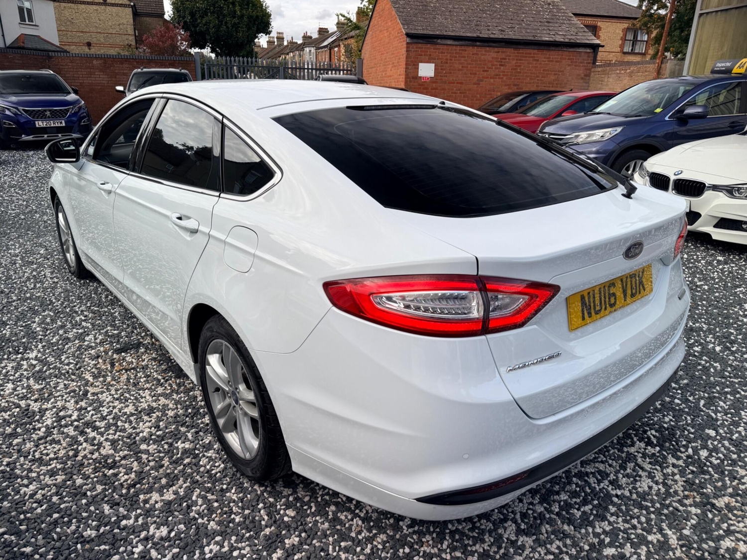Ford Mondeo 2016 - Cars