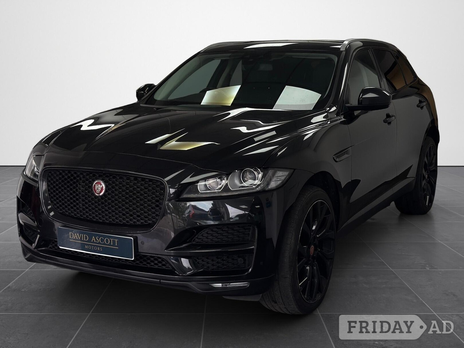 Jaguar F-Pace 2017 - Cars in Ealing