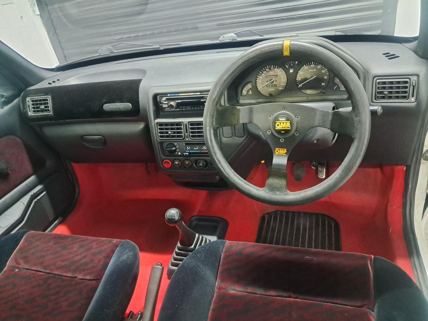 [ berth ]Peugeot 106