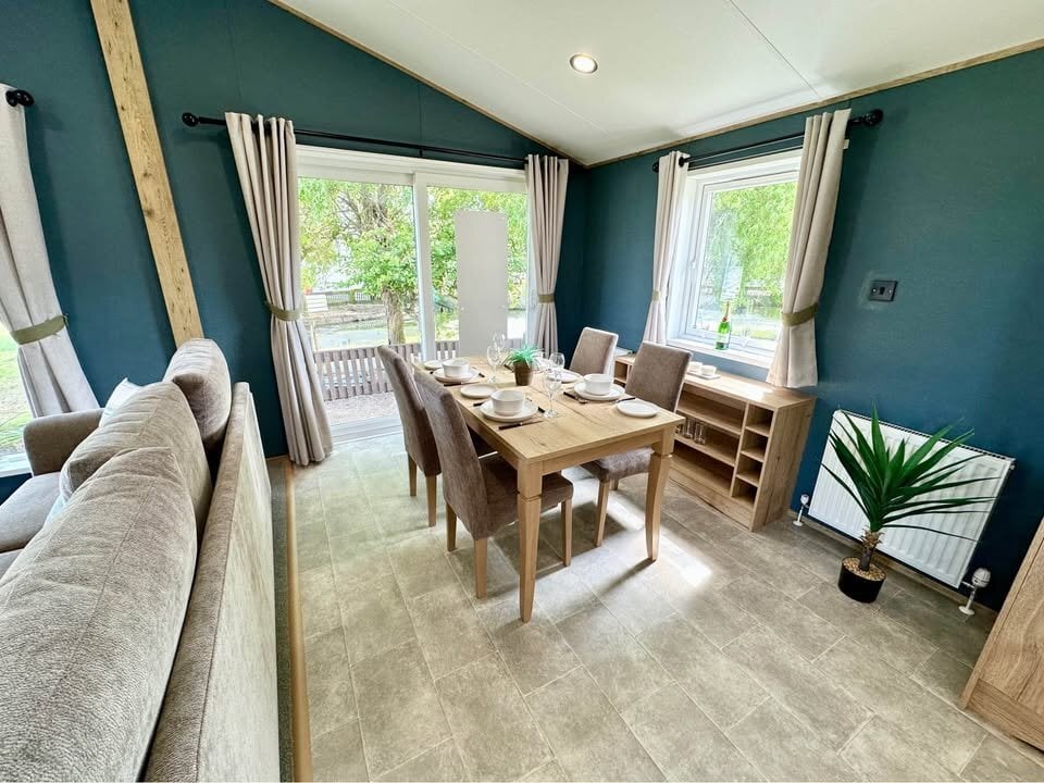 STUNNING BRAND NEW LODGE ON SOUGHT AFTER PLOT AT NEW BEACH, TN29 