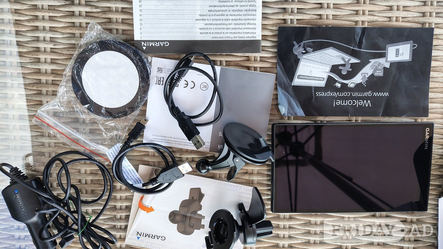 Alfreton Avtex series one Garmin satellite navigation. 