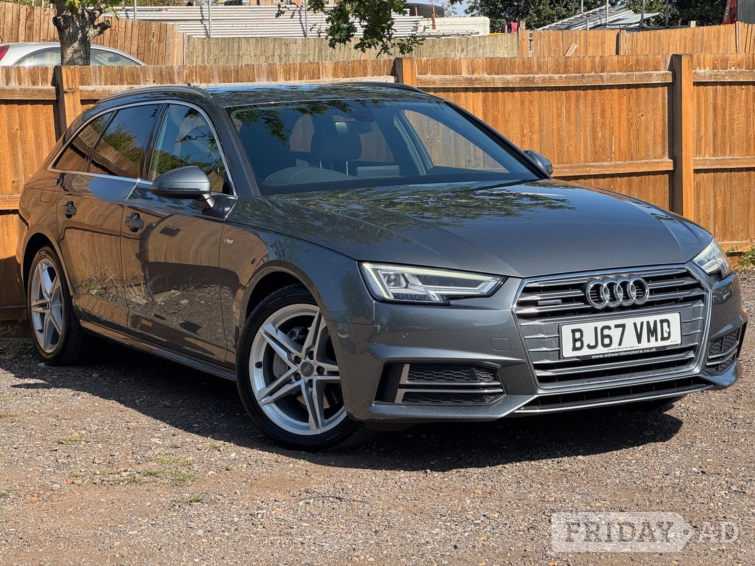Audi A4 Avant 2017 - Cars