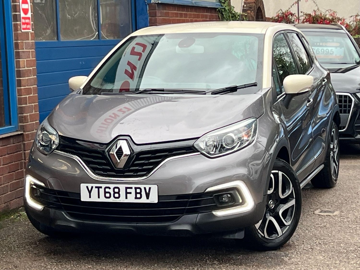 Renault Captur 2018 - Cars