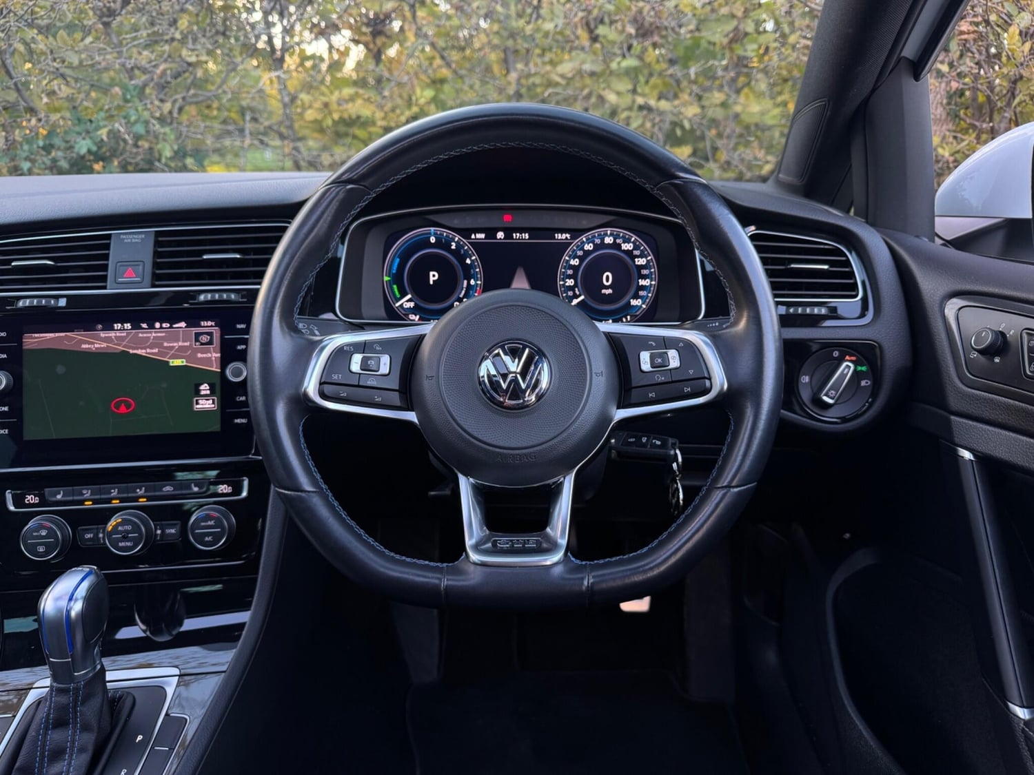 [ berth ]Volkswagen Golf