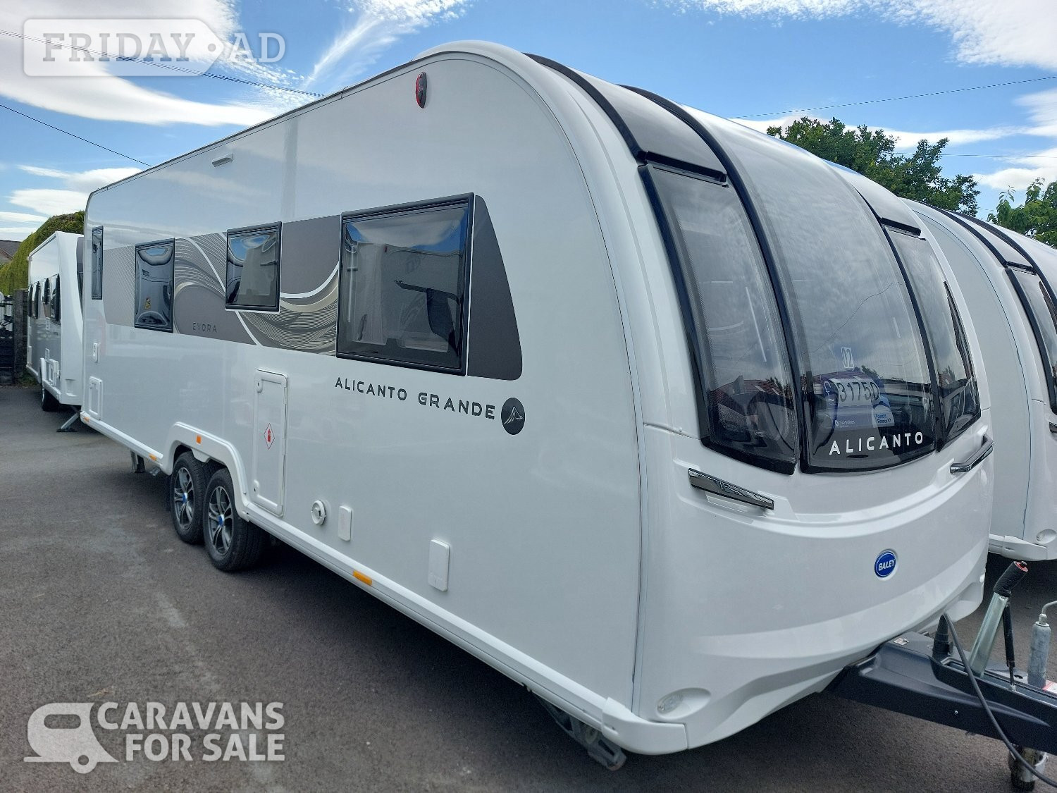 [ berth ]Bailey Alicanto Grande Evora