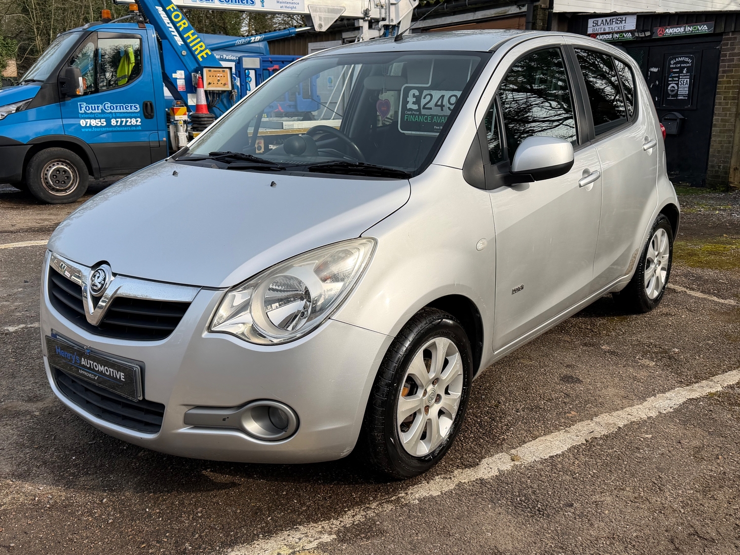 [ berth ]Vauxhall Agila