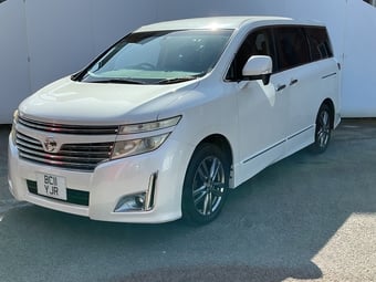 Nissan Elgrand 2011