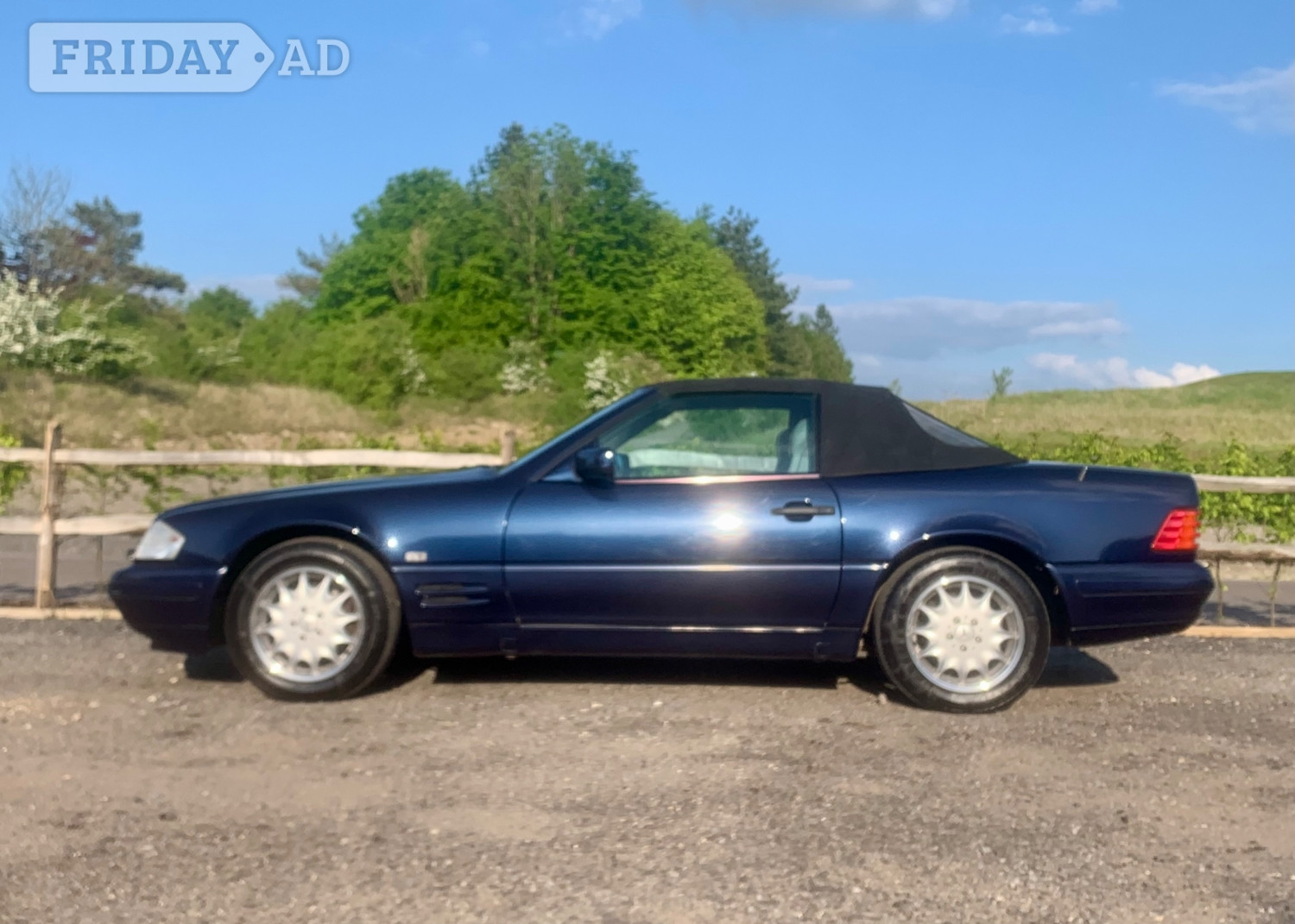 Mercedes-Benz SL 1998 - Cars in Reigate