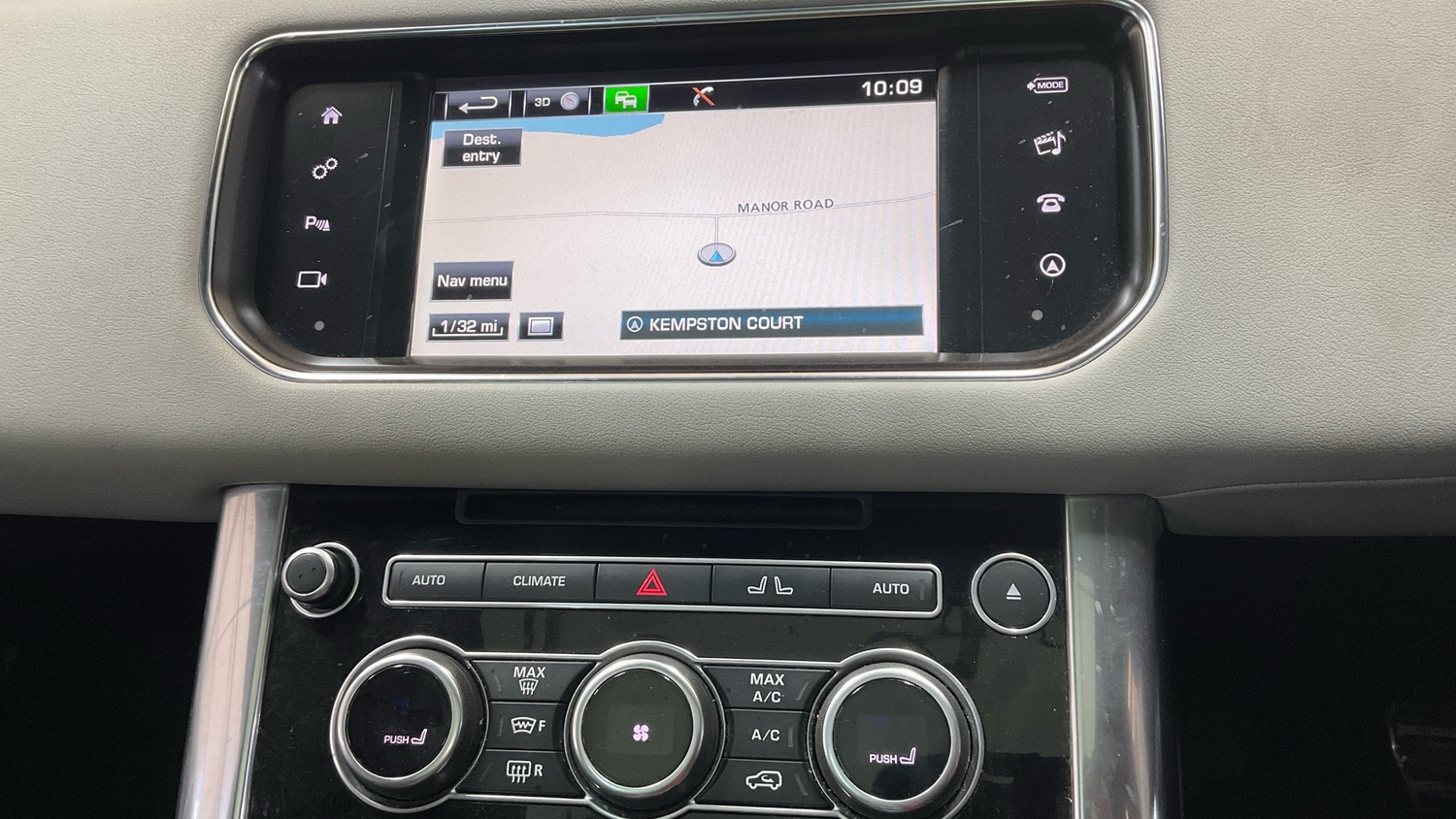 Land Rover Range Rover Sport 2015 - Cars in Hillingdon